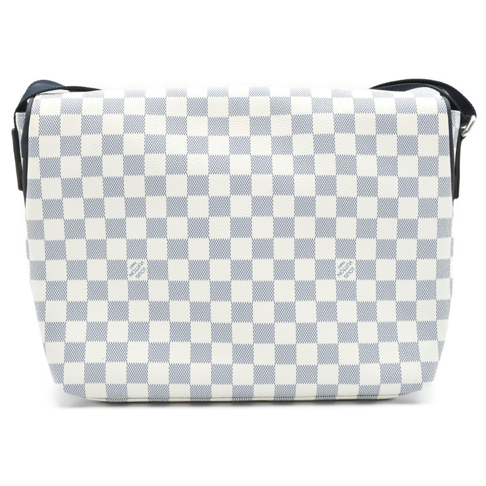 Louis Vuitton Messenger shouder Point bag White Match